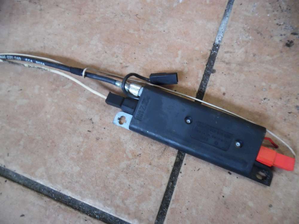 Audi A4 B5 Verst�rker Antennenverst�rker 8D5035225