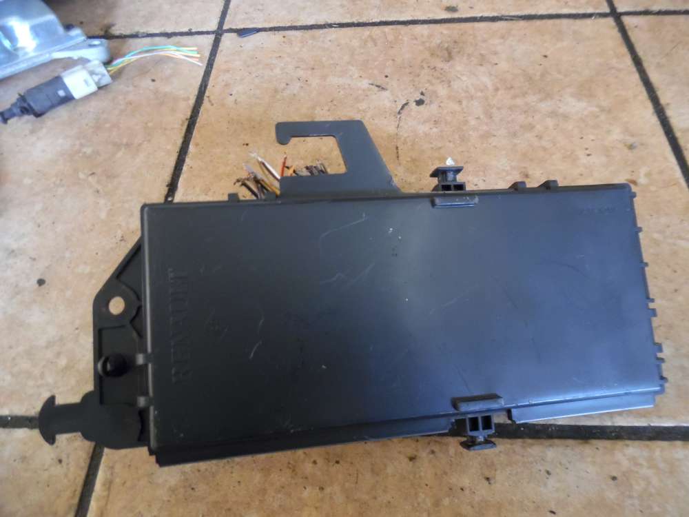 Renault Espace IV Steuerger�t Beleuchtung 8200357328