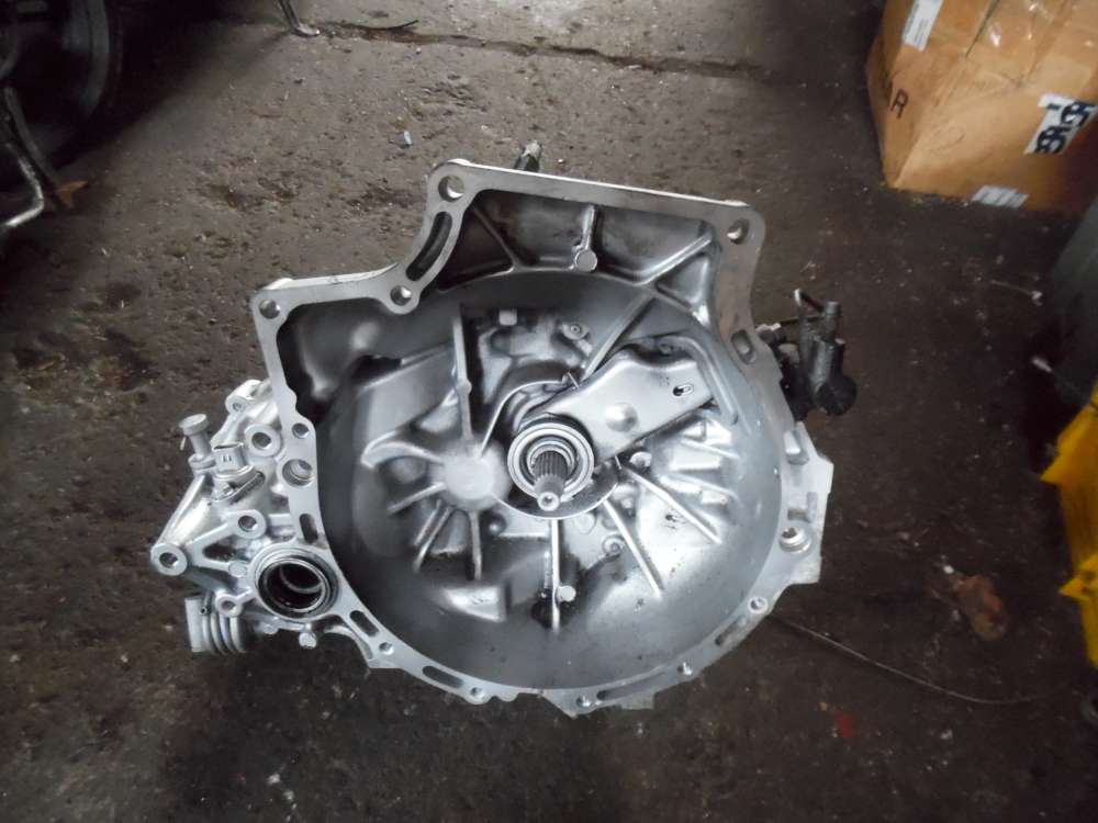 Kia Shuma II 1,6 LS Getriebe Schaltgetriebe K2N3 