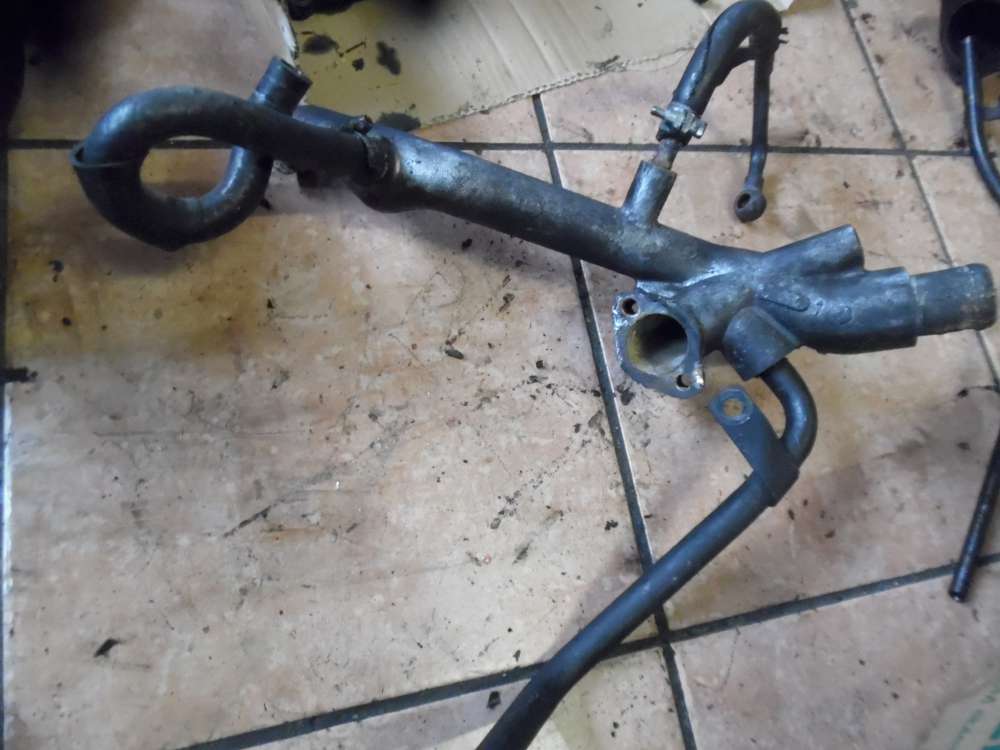 Renault Espace IV 3.0 dci K�hlwasserrohr Wasserrohr