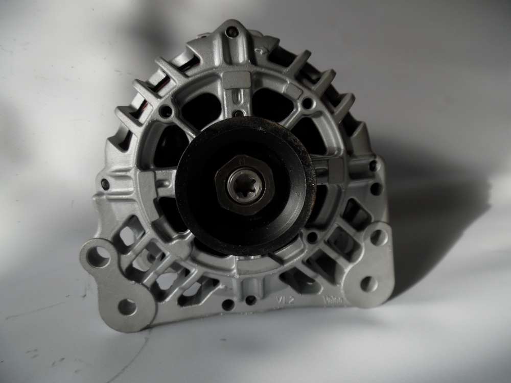 Lichtmaschine Generator 70A VW, Seat, Skoda 03D903025H Valeo SG8B026