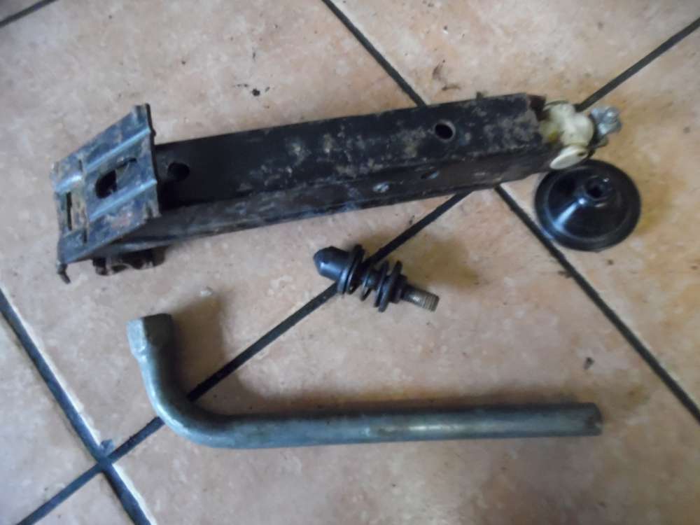 Opel Corsa B Wagenheber Bordwerkzeug 90112154