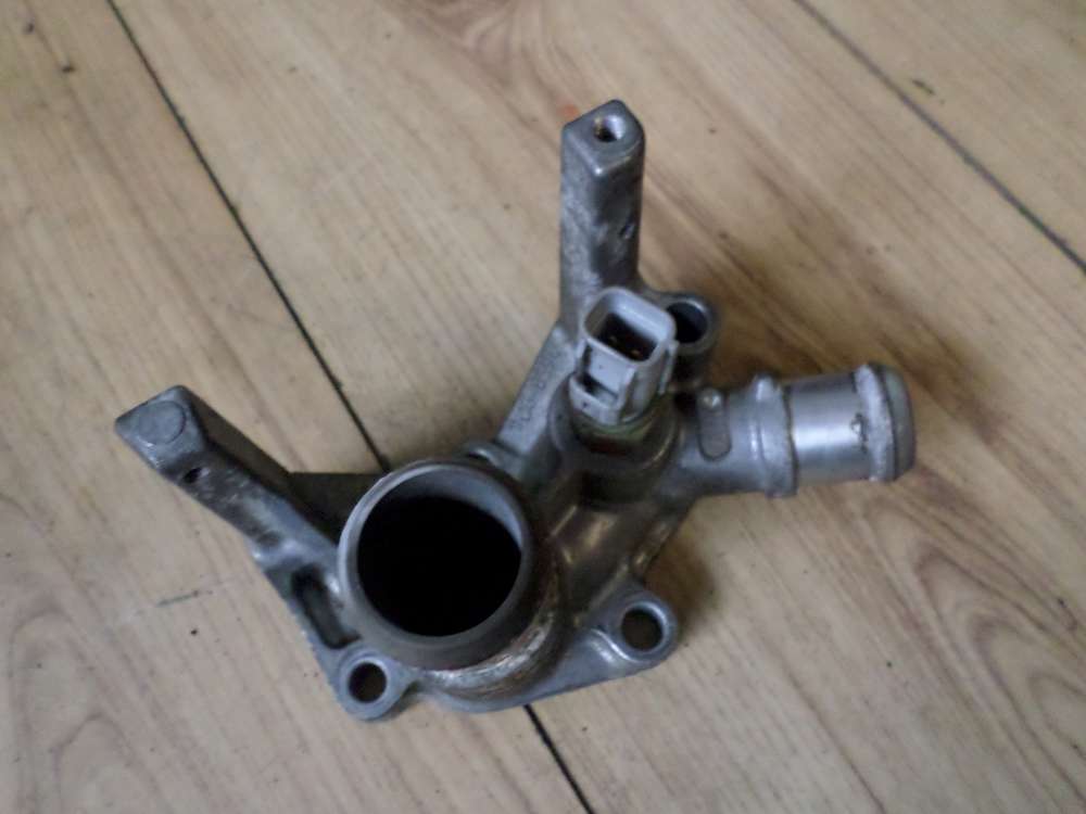 Ford Fiesta Original Wasserflansch 1N1G-8594 1N1G8594 BJ.2003