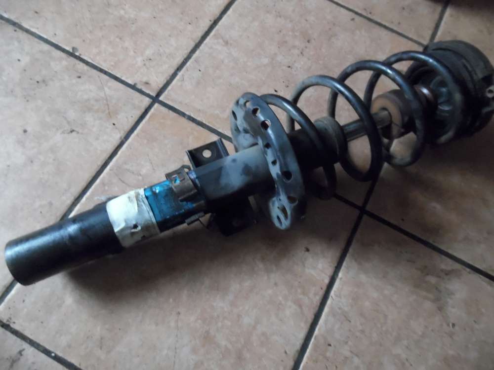 VW Polo 9N Federbein Sto�d�mpfer Vorne Links