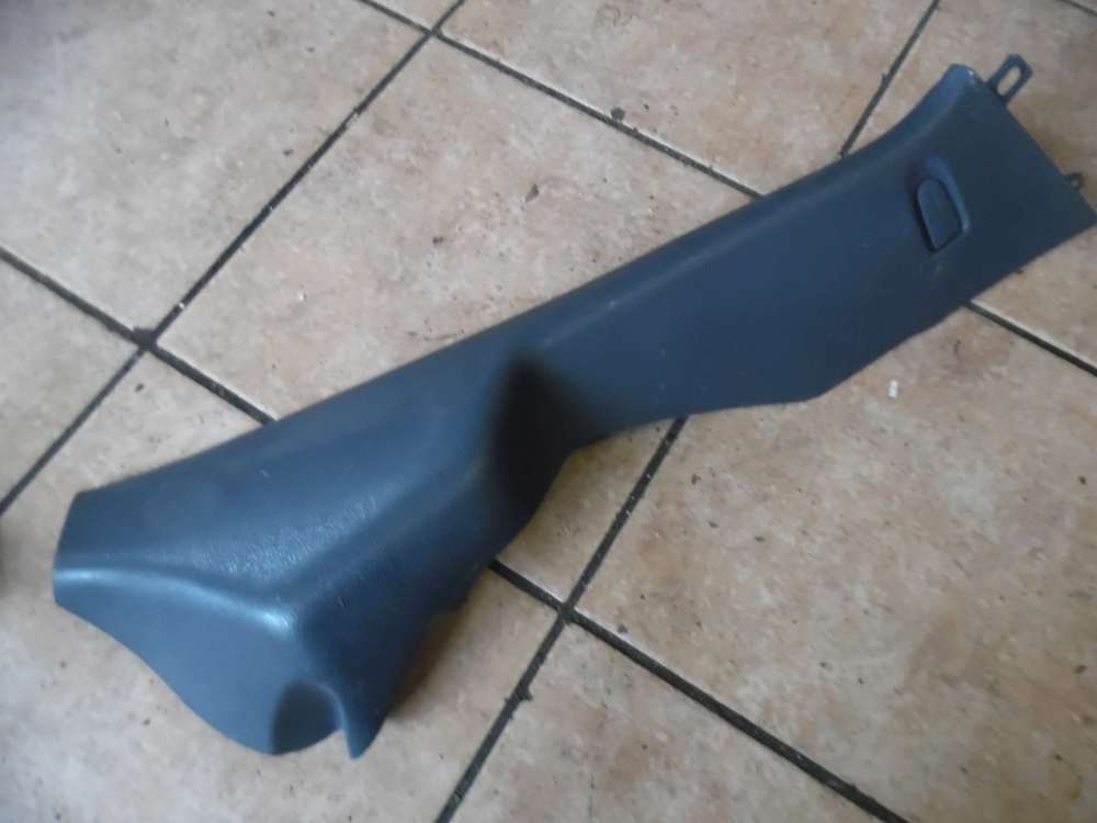 VW Polo 9N Abdeckung C-S�ule unten Rechts 6Q4867766 