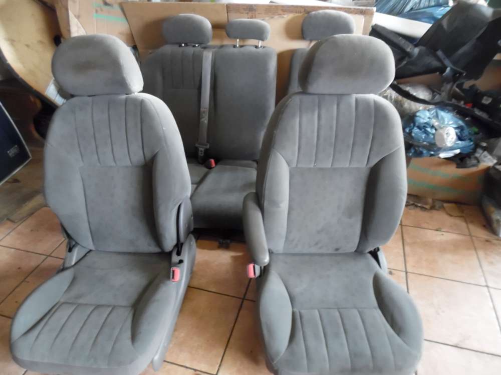 Chrysler PT Cruiser Sitze Innenausstattung Stoff grau