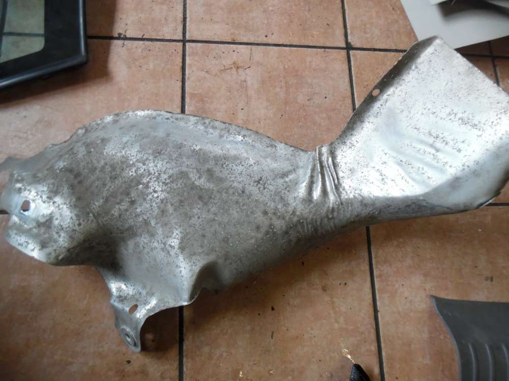 VW Polo 9N Hitzeschutzblech Auspuff 6Q0201307