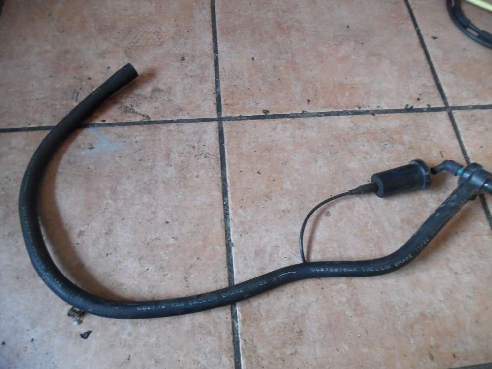 Chrysler PT Cruiser Ventil Vakuumventil 4677204