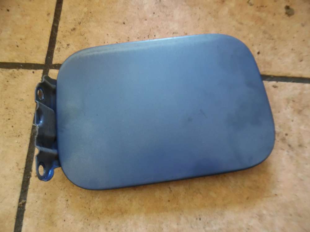 VW Golf III Tankdeckel Tankklappe 1H0010085 Hellblau : LR5U