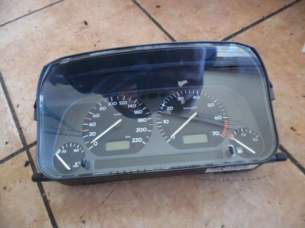 VW Golf III Tacho Kombiinstrument 214,622KM 1H0919860