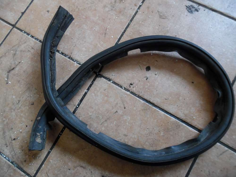 Alfa Romeo 147 3-T�rer Motorhaunedichtung Dichtung