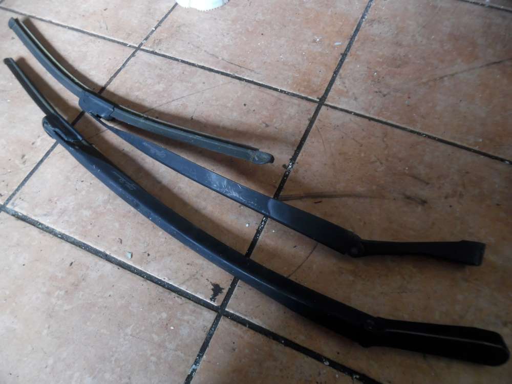 Alfa Romeo 147 Scheibenwischer Wischerarm Vorne