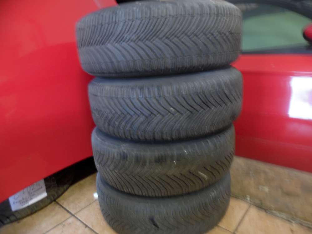 4x Alufelge mit Witerreifen Alfa Romeo 147 195/60R15 92V KBA45159  7jX15H2 