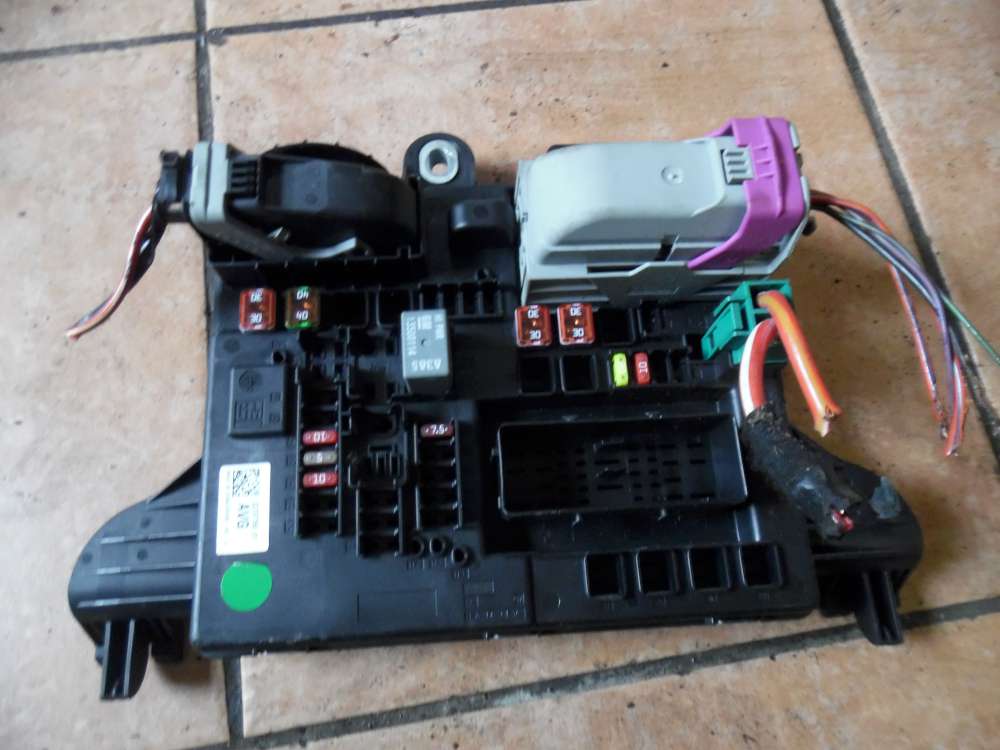 Opel Insignia A Sicherungskasten Zentralsteuerger�t 22737765