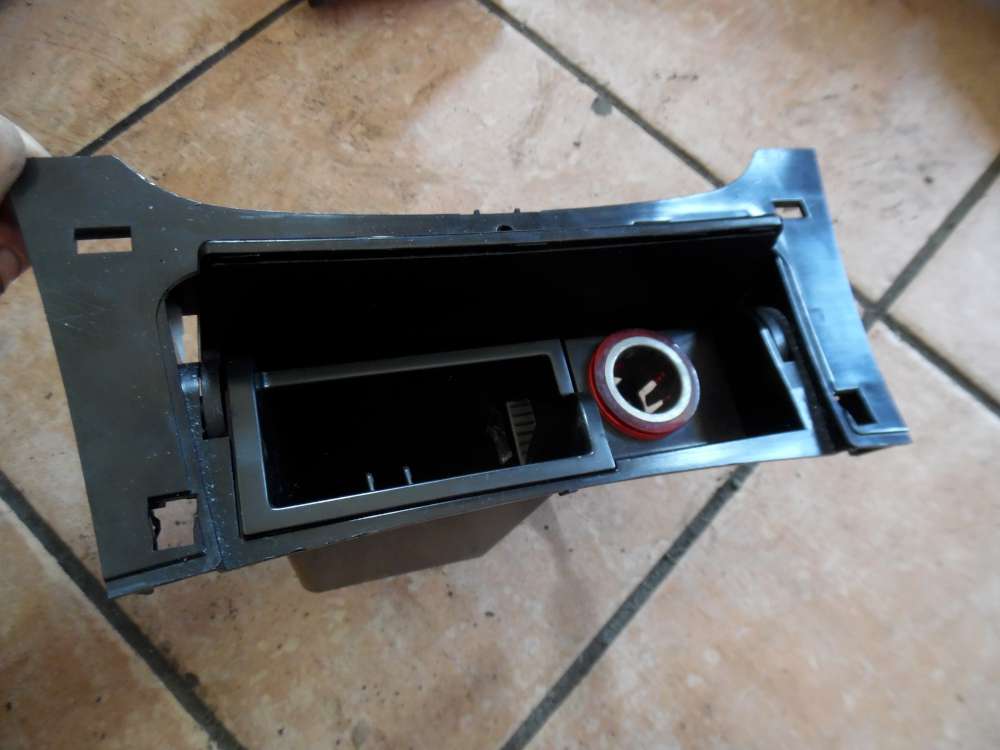 Opel Insignia A Aschenbecher Ablagefach Vorne 13320460
