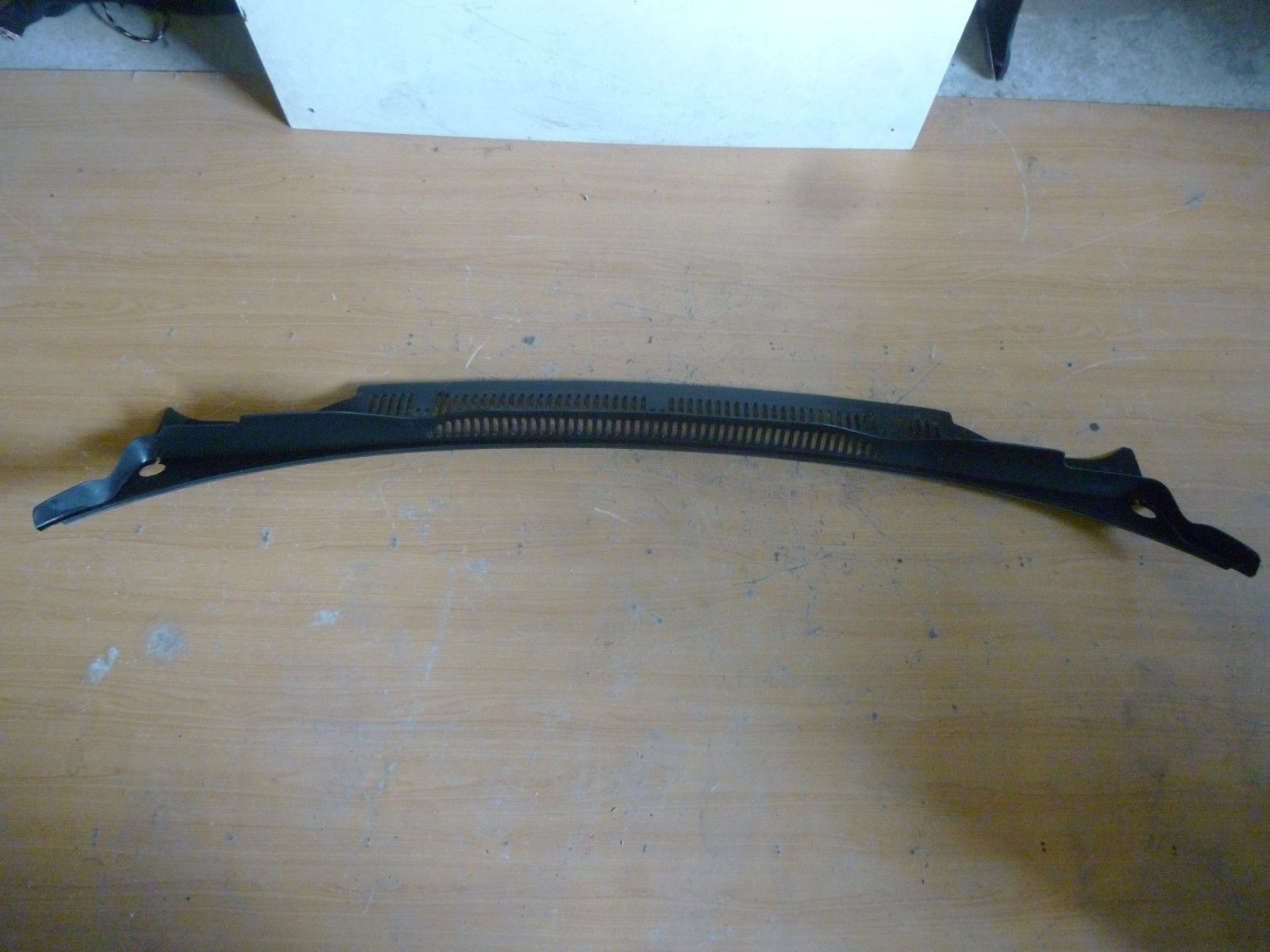 VW Touran 1T Abdeckung Windlauf Wasserabweiser 1T0819403