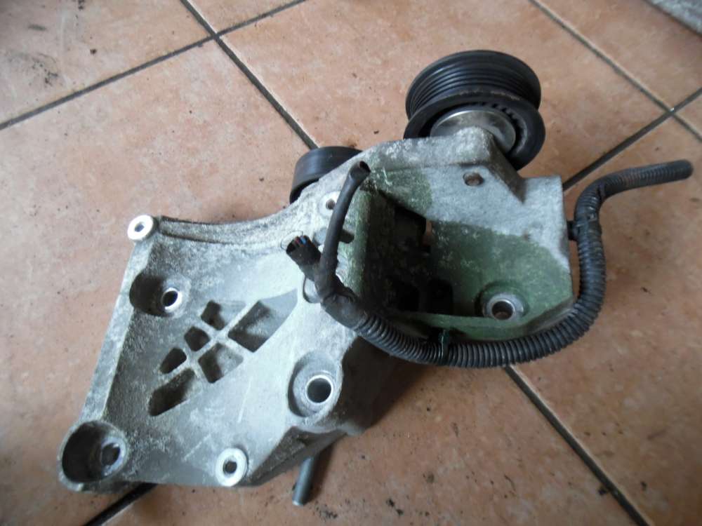 Opel Insignia A 2,0CDTi Aggregatehalter Klimakompressor 55582510