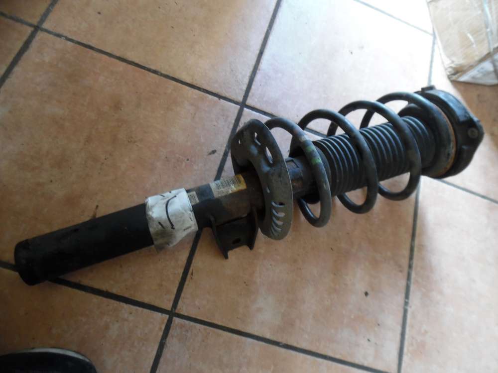VW Golf VI Sto�d�mpfer Federbein Vorne Links
