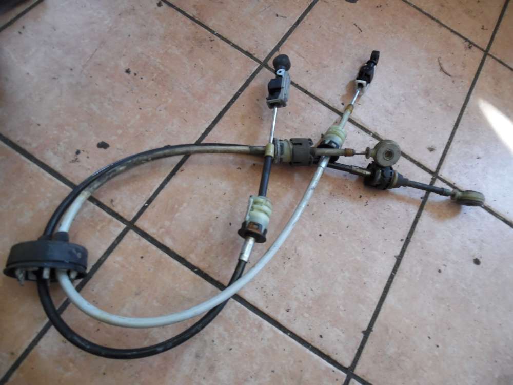 Opel Astra H Schaltseilzug Schaltung Gangschaltung 55350266