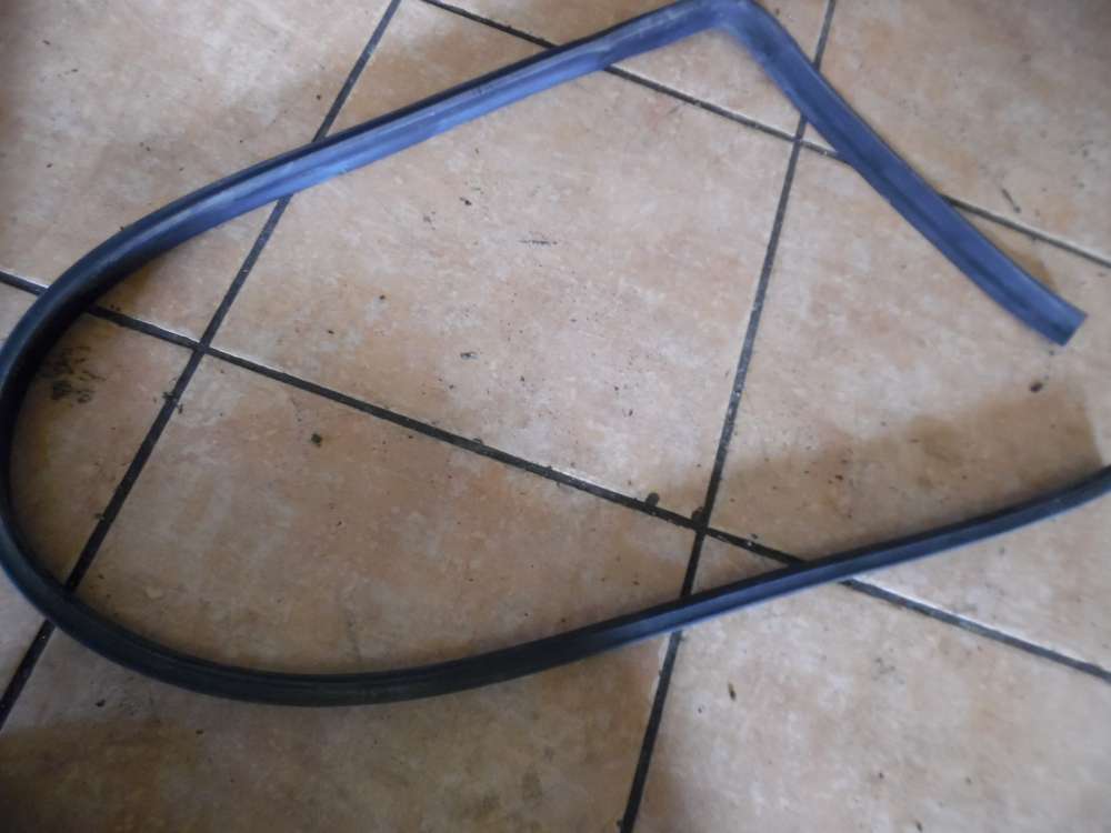 Opel Astra H 3-T�rer Fensterdichtung Scheibendichtung Vorne Links 13231794