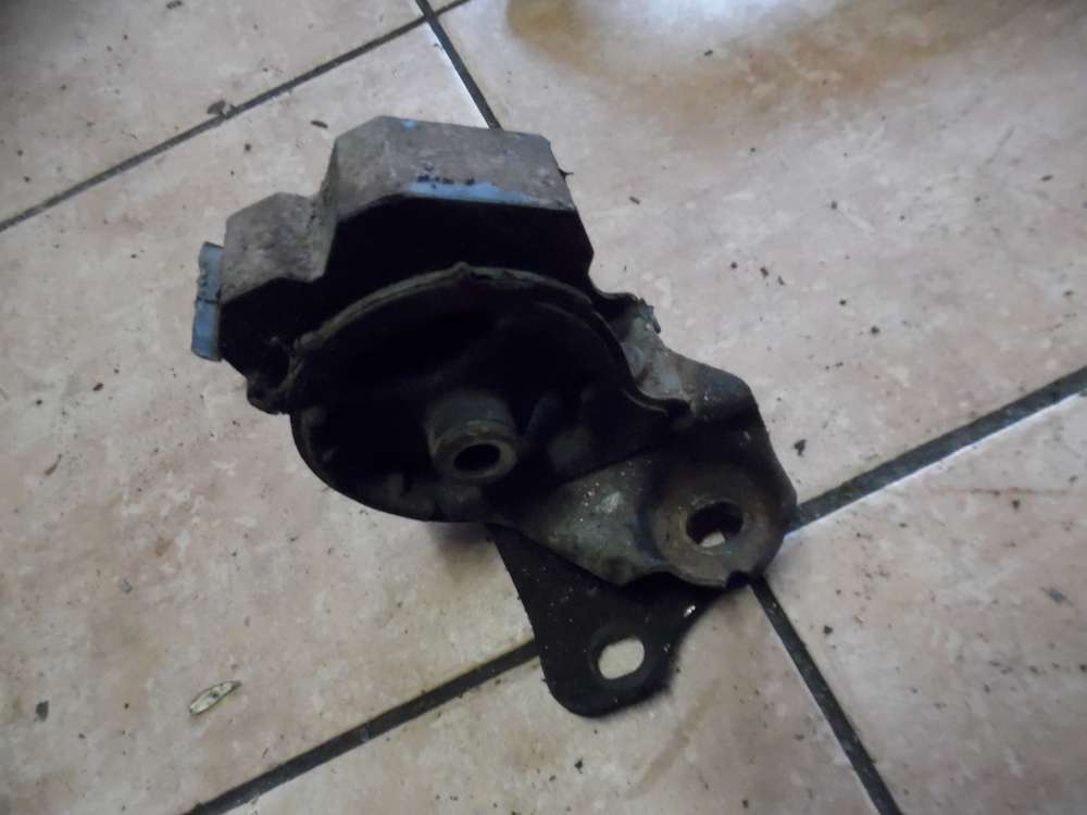 Honda Shuttle RA Motorhalter Motoraufh�ngung 