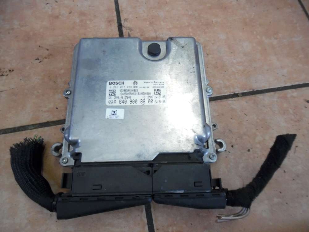 Mercedes-Benz B-Klasse W245 Motorsteuerger�t A6409003900 