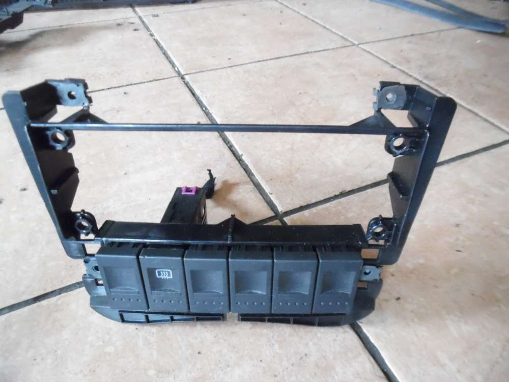 VW Polo 6N Schalter Einbaurahmen Mittelkonsole 6N0858305