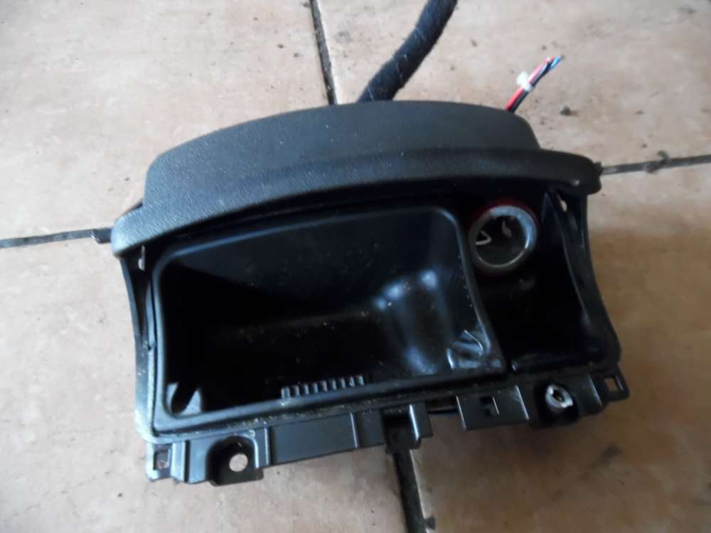 VW Polo 6N Aschenbecher 6X0857309
