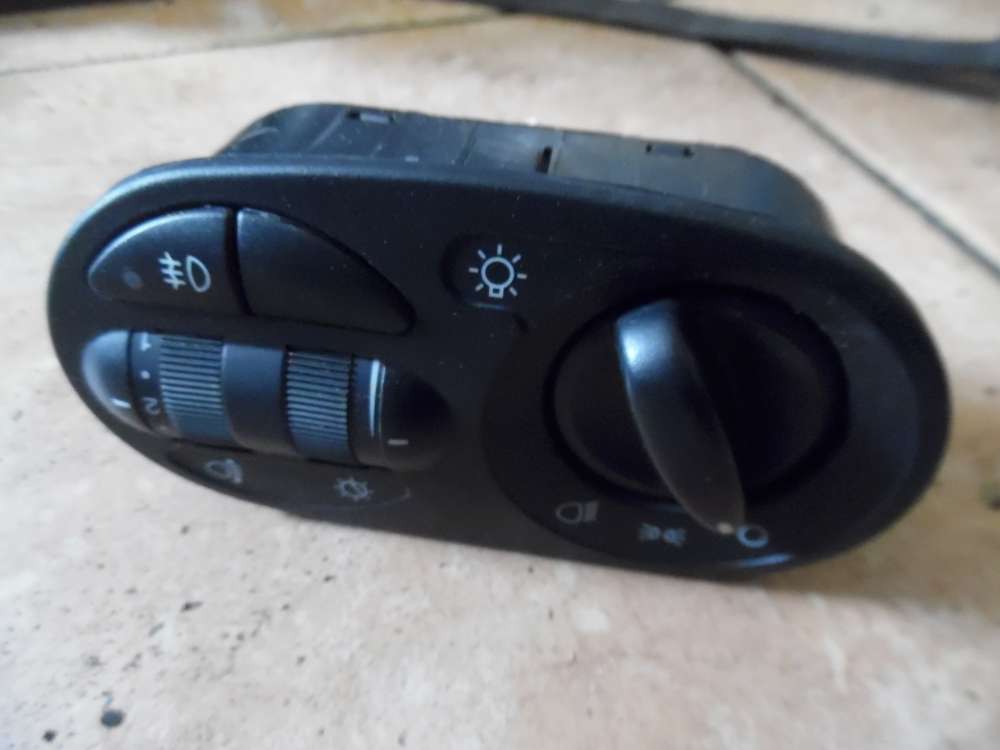 Lada Kalina Lichtschalter Bedienelement 1118-3709820 