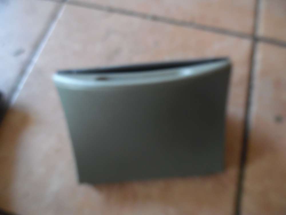 Lada Kalina Aschenbecher Fach 1118-8203032