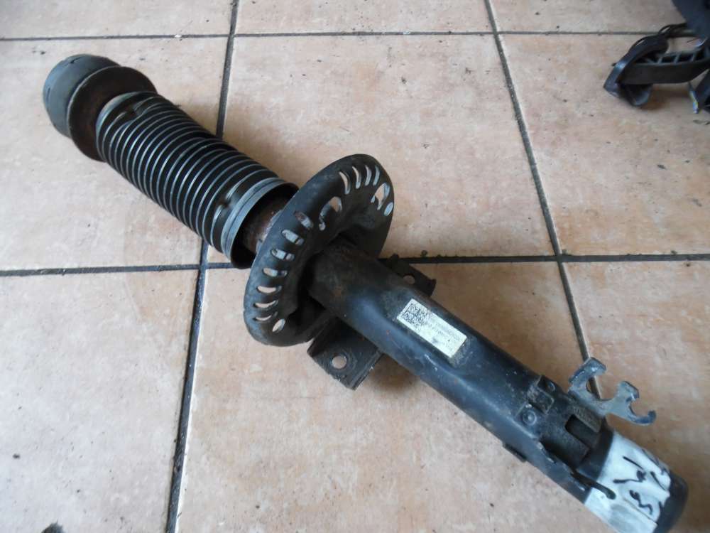 VW Polo 6R Sto�d�mpfer Vorne Links 6R0413031