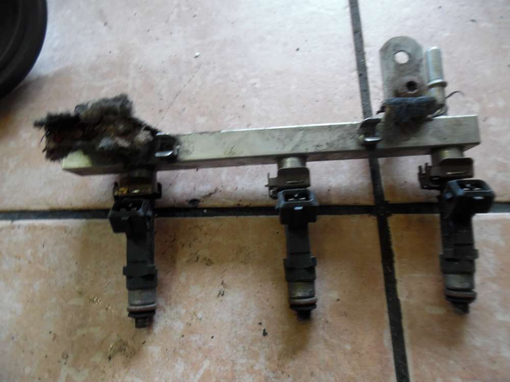 Opel Corsa C D Agila 1,0L Einspritzleiste 0280151207