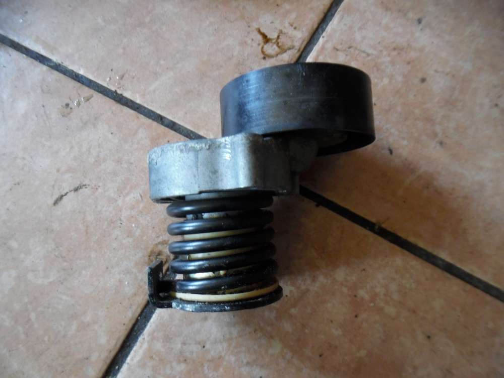 Mercedes-Benz CLC-Klasse CL203 Spannrolle Riemenspanner Spannelement A2712000270