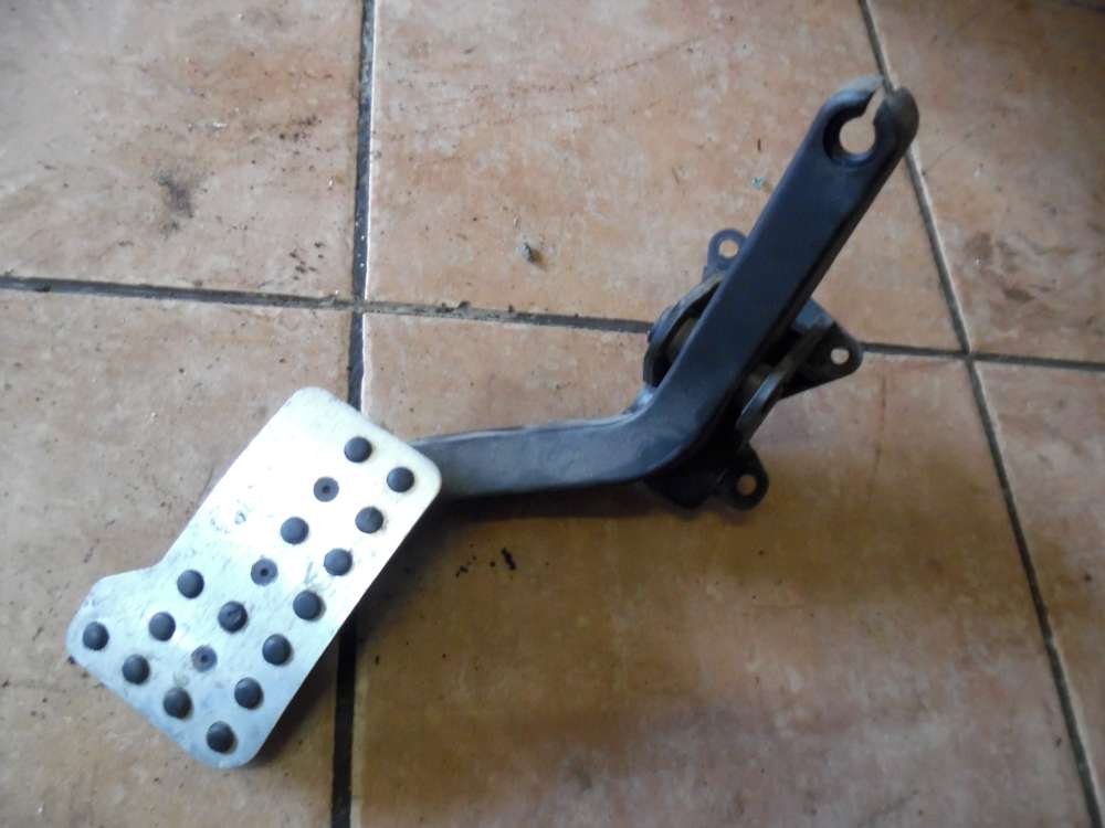 Ford Focus MK1 Pedal Gaspedal l 98AB-9P732