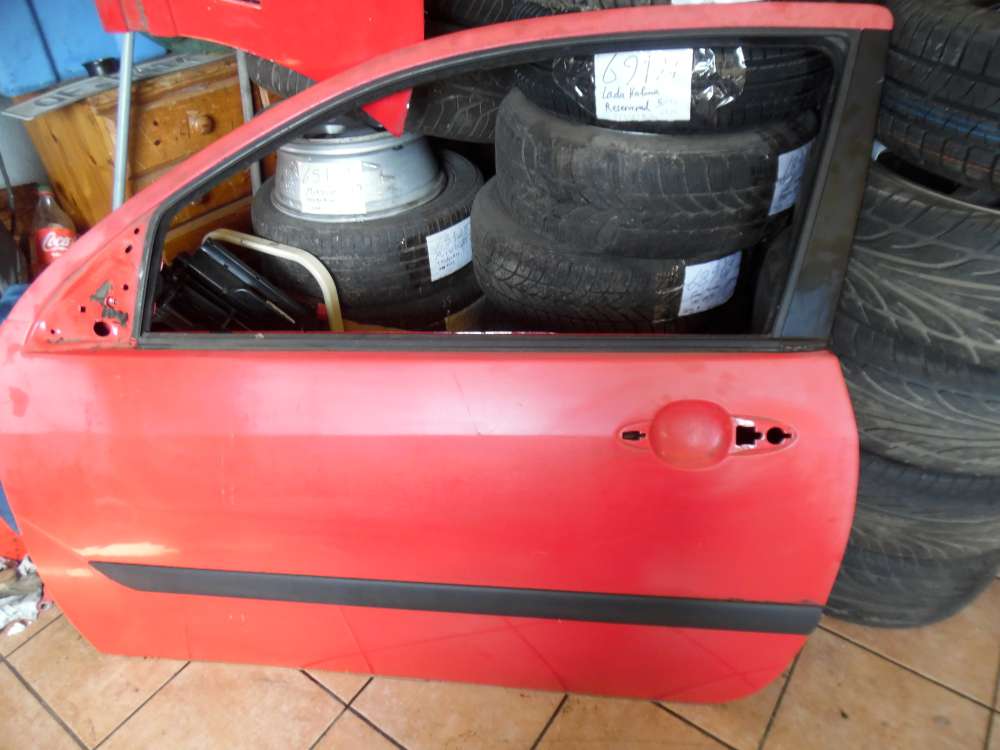Ford Focus MK1 3-T�rer T�r Vorne Links Rot 