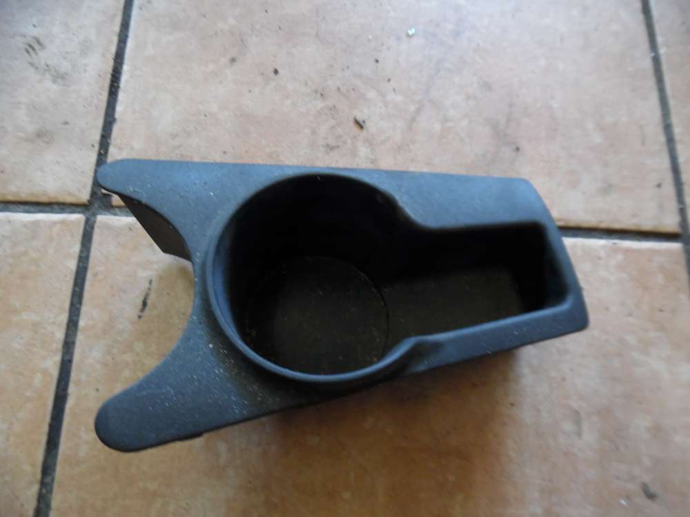 Ford Focus MK1 Becherhalter Getr�nkehalter