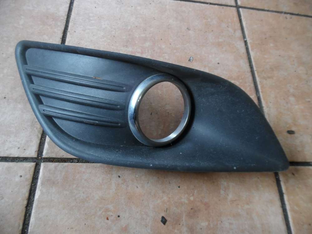 Ford Focus II MK2 Nebelscheinwerfer Rahmen Links 8M51-R19953
