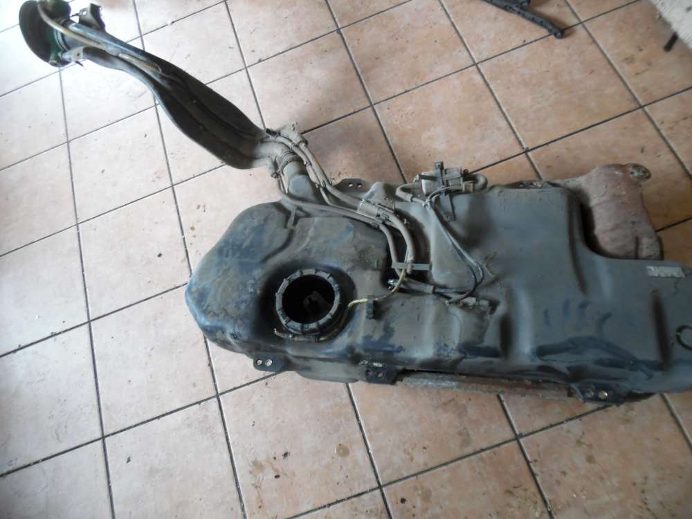 VW Polo 6N Kraftstofftank Benzintank 6N0201085