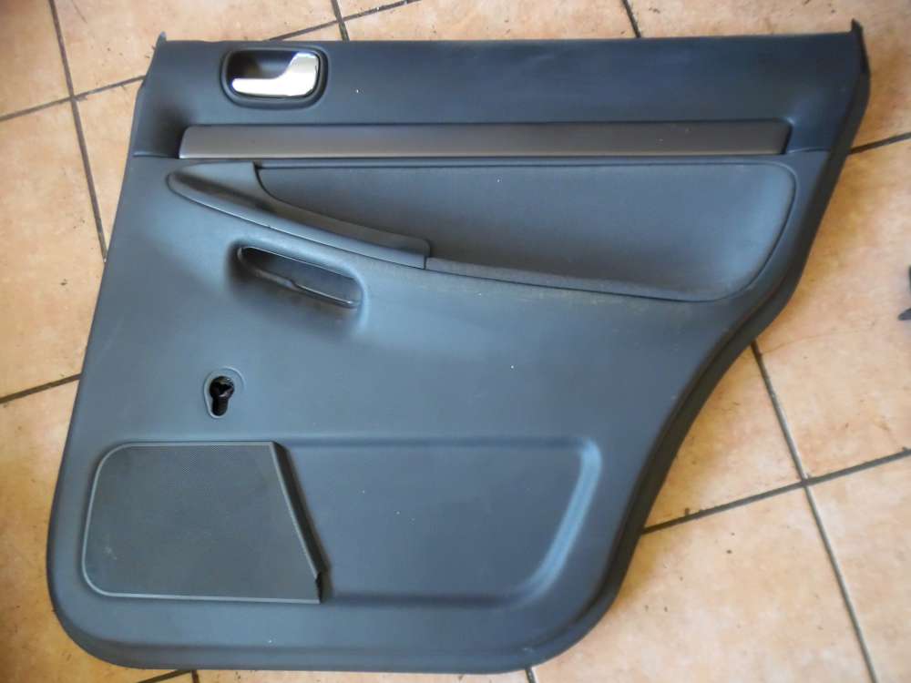 Audi A4 B5 Kombi T�rverkleidung Hinten Rechts 