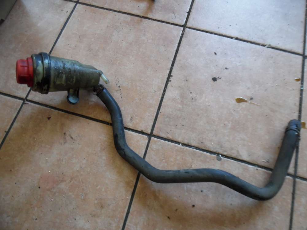 Ford Focus MK1 1,6L Servo�lbeh�lter Servoschlauch 98AG3R700