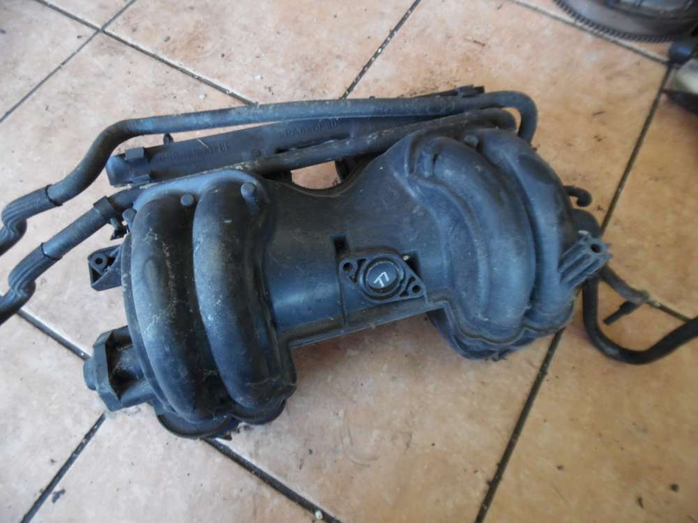 VW Polo 6N 1,0i Ansaugbr�cke Ansaugkr�mmer 030129711B