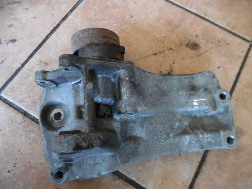VW Polo 6N 1,0i Aggregate Tr�ger Servopumpe 03014516
