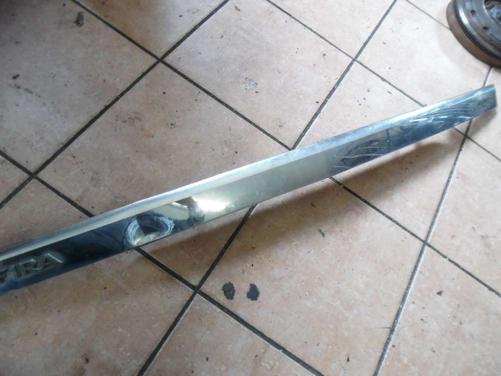 Opel Zafira B Heckklappenleiste Chromleiste 13266474