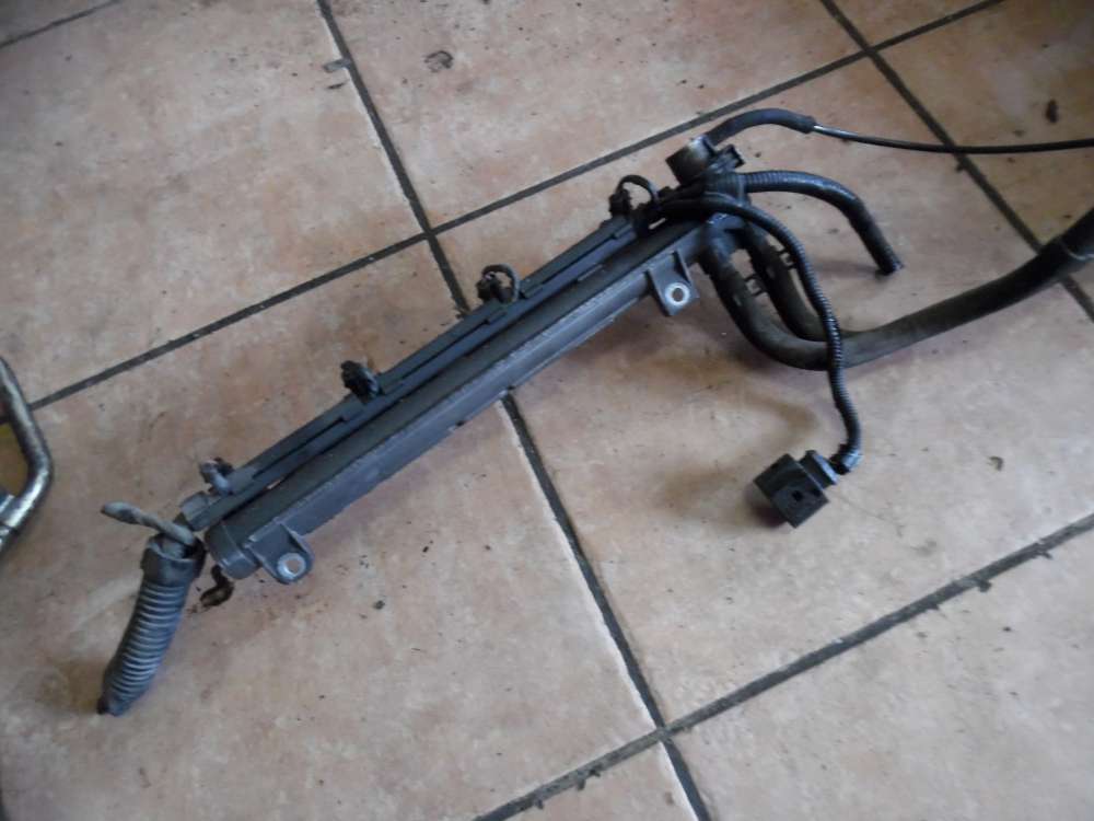 VW Golf IV 1,4L Einspritzd�sen 036133319
