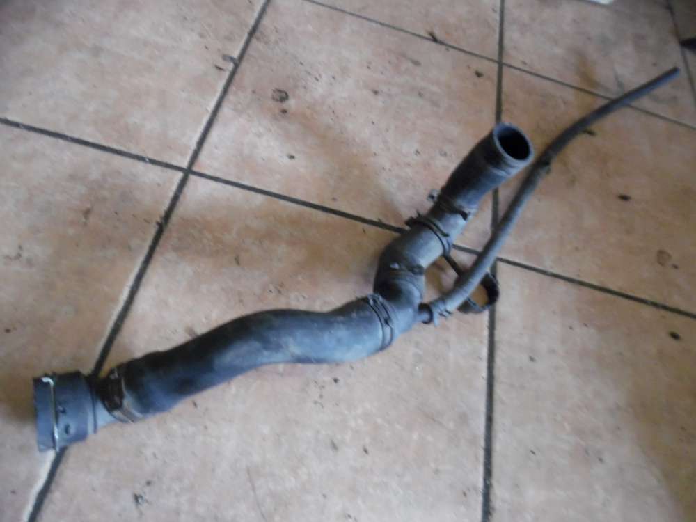 VW Golf IV 1,4L K�hlwasserschlauch 1J0121101