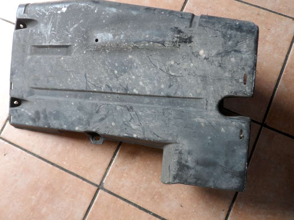 Mercedes W124 Abdeckung Kraftstoffpumpe Unterboden 1244780737 