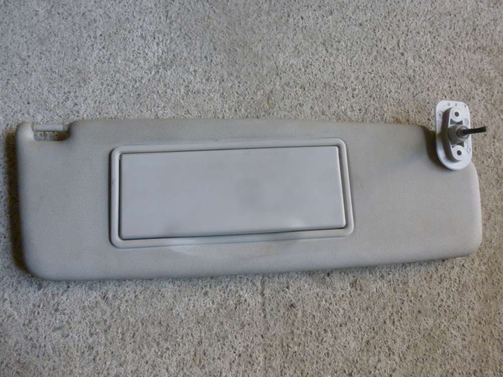VW Passat Sonnenblende mit Spiegel Rechts 3A0857552B / 3A2857552