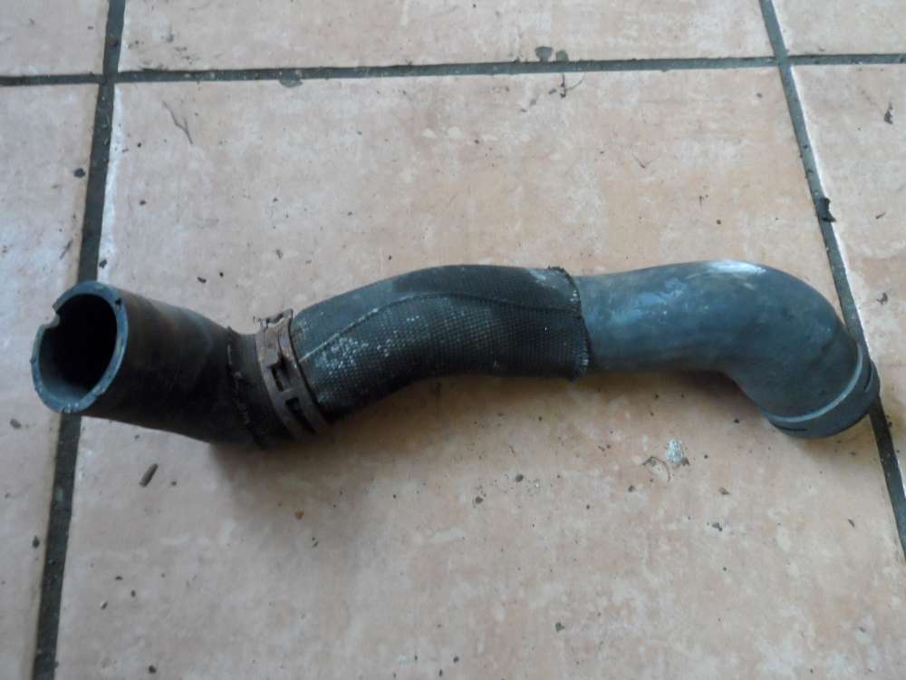 Opel Astra H K�hlwasserschlauch 13118820