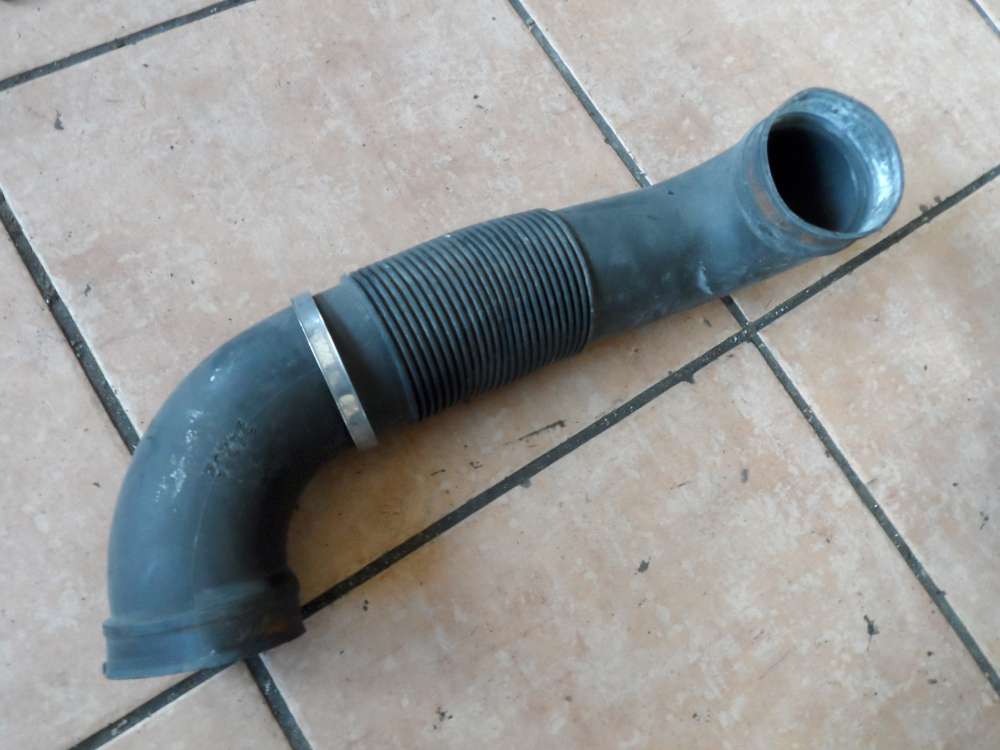 Opel Zafira B Rohr Lufteinlasskanal 55350318 