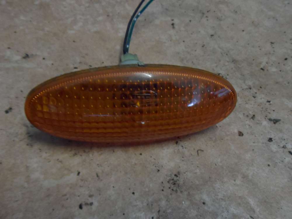 Nissan Almera Tino Seitenblinker Blinkleuchte